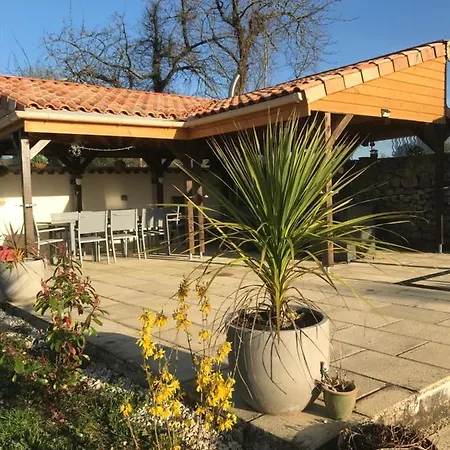 Holiday home Maison Tranquille Champniers-et-Reilhac